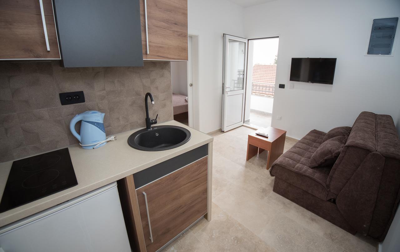 Apartments Vila Monegro Bar Exterior photo